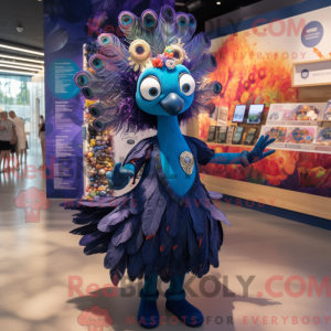 Figura de máscara de pavão...