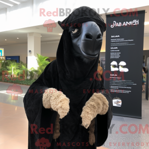 Black Camel maskot...