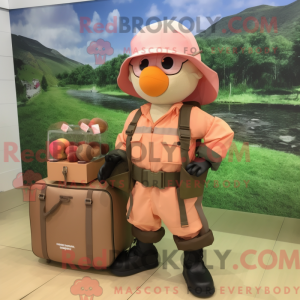 Peach Para Commando maskot...