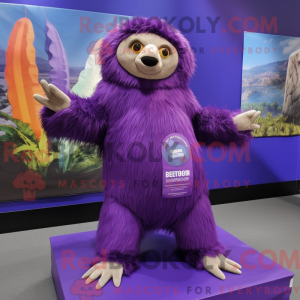 Lilla Giant Sloth maskot...