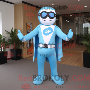 Himmelblå superhelte maskot...