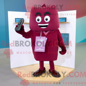 Bordowa maska na telefon...