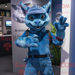 Blå Chupacabra maskot...