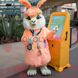 Postava maskota Peach Llama...