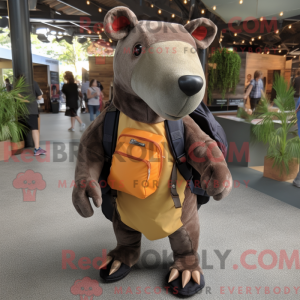 Rust Tapir maskotdraktfigur...
