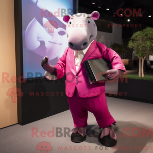 Magenta Tapir Maskottchen...