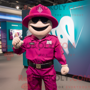 Magenta Soldier maskot...