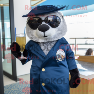 Postava maskota Navy Otter...