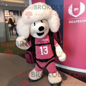 Pink Shepard S Pie maskot...