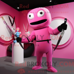 Pink Knife Thrower maskot...