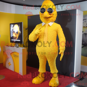 Gul Fried Chicken maskot...