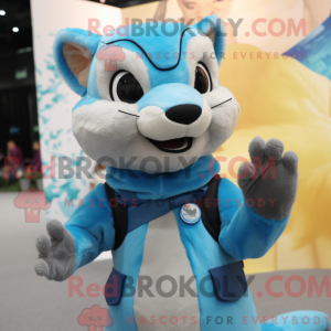 Sky Blue Marten mascotte...