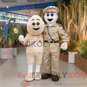 Cream Para Commando maskot...