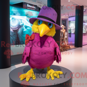 Magenta Canary maskot...