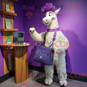 Lila Lama Maskottchen...
