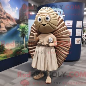 Máscara de bronze trilobita...
