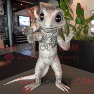 Silver Geckos mascot...