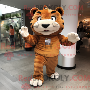 Máscara de tigre morena...