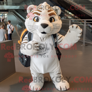 Máscara de tigre branco...