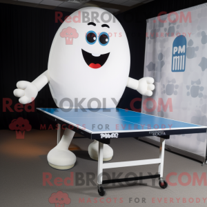 Hvit bordtennisbord...