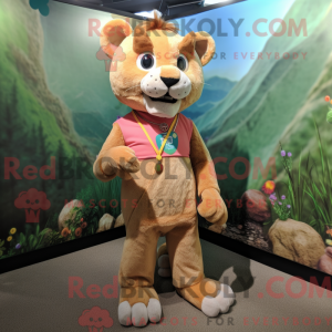 Peach Mountain Lion maskot...