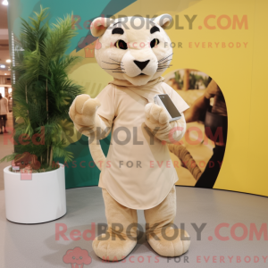 Béžová postava maskota Puma...