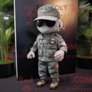 Gray Commando mascot...