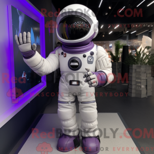 Lavender Astronaut maskot...