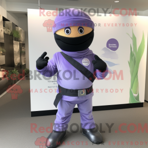 Postava maskota Levandule...