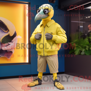 Lemon Yellow Vulture maskot...