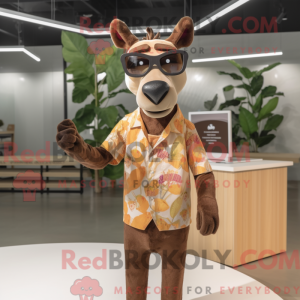 Brun Okapi-maskotdraktfigur...