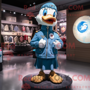 Sky Blue Goose maskot...