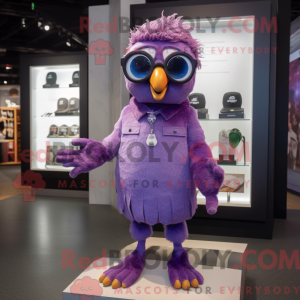Figura de máscara de falcão...