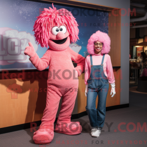 Pink Spaghetti maskot...