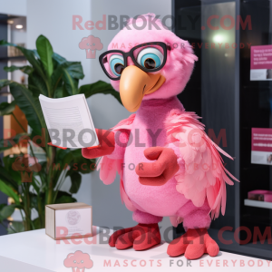 Pink Dodo Bird maskot...