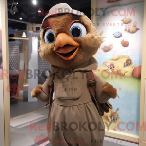 Brown Dove maskot kostume...