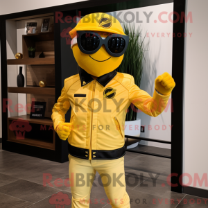 Postava kostýmu žlutého...