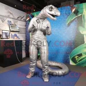Sølv Titanoboa maskot...