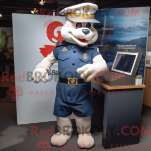 Postava maskota Navy Guláš...