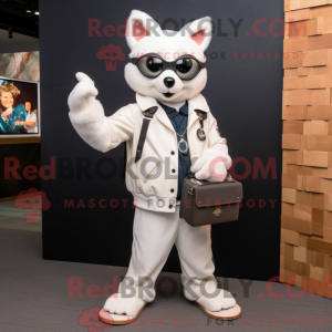 Figura de máscara de raposa...