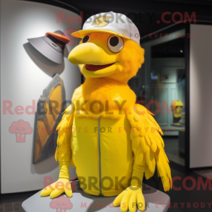 Lemon Yellow Vulture maskot...