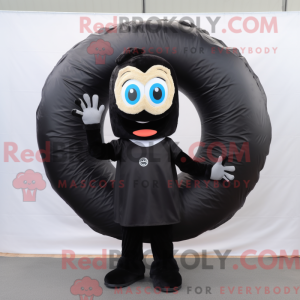 Postava maskota Black...