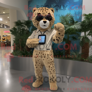 Tan Leopard maskot kostume...