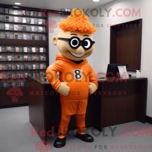 Orange Advokat maskot...