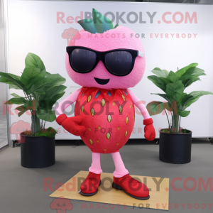 Pink Strawberry maskot...