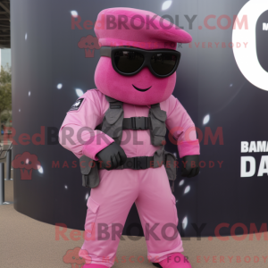 Roze Para Commando...