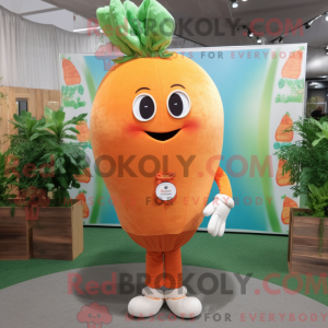 Peach Carrot Maskottchen...