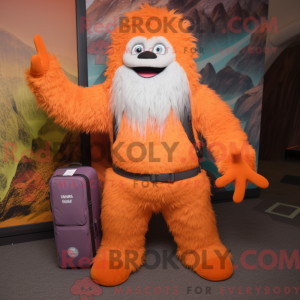 Orange Yeti maskot kostume...