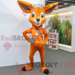 Orange Roe Deer maskot...