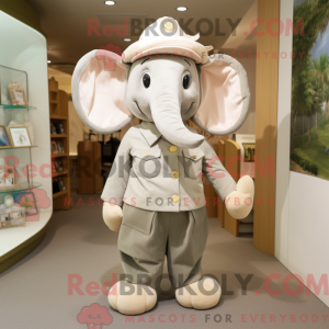 Beige elefant maskot...